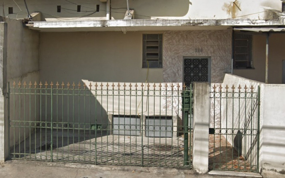 Nilcea Augusta Vieira foi encontrada morta em casa, na Rua Tajuri, em Vicente de Carvalho