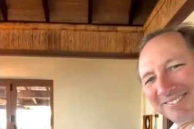 Textor anuncia que Almada, reforço do Botafogo, irá para o Lyon em janeiro