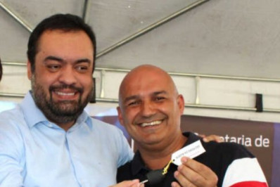 Fábio do Pastel começa semana no modo turbo em São Pedro