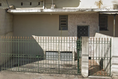 Idosa é morta a facadas dentro de casa em Vicente de Carvalho