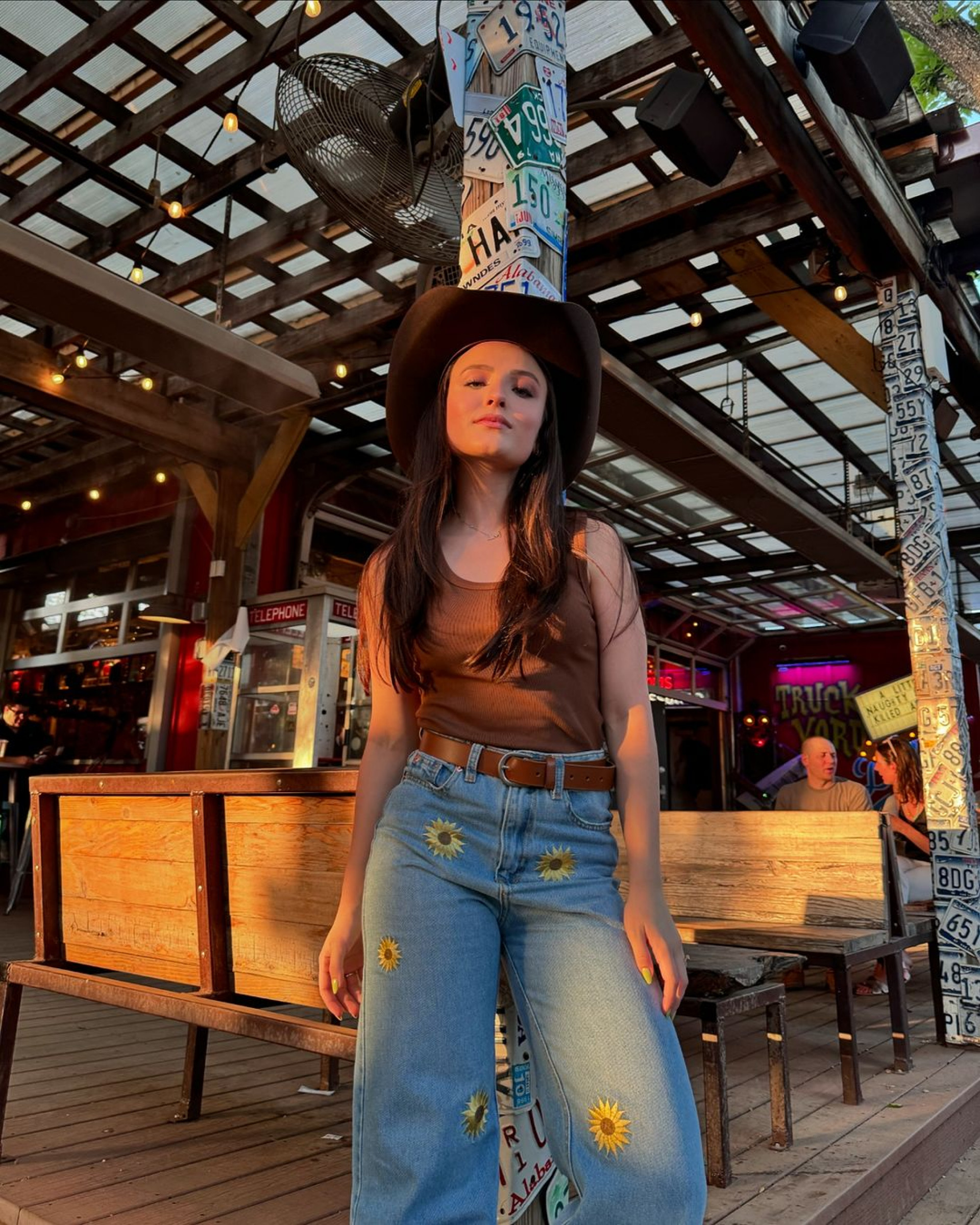 Larissa Manoela curte viagem com André Luiz Frambach no Texas - Reprodução