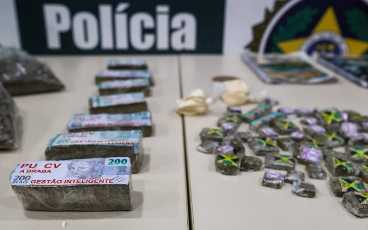 Drogas apreendidas no Parque União durante a operação no Complexo da Maré

