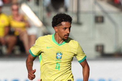 Marquinhos analisa empate do Brasil e admite: 'A gente precisa fazer muito mais'