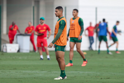 Fluminense: Mano Menezes confirma retorno de André como titular contra o Internacional