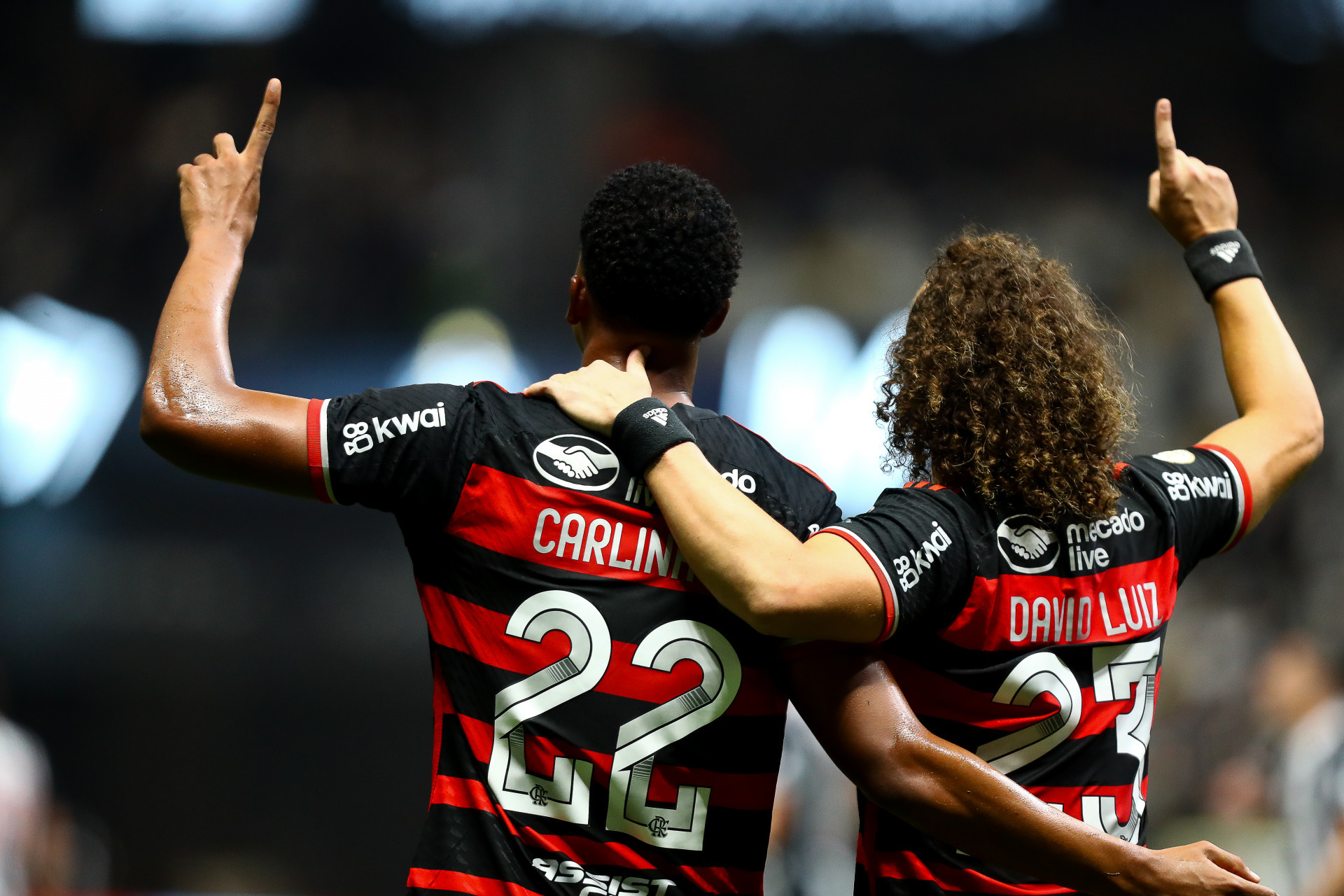 Comemora&ccedil;&atilde;o de Carlinhos e David Luiz em Atl&eacute;tico-MG x Flamengo - Gilvan de Souza/Flamengo