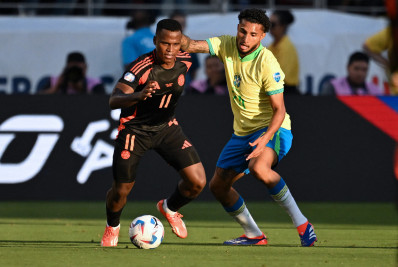 À distância, Arias mantém confiança em volta por cima do Fluminense: 'Sairemos desse momento'