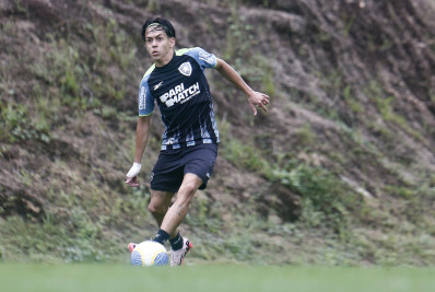 Agente revela que Segovinha tem proposta para deixar o Botafogo