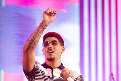 Zé Vaqueiro atualiza estado de saúde do filho caçula