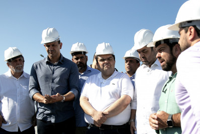 Governador visita obra de duplicação da Ponte da Barra em Macaé
