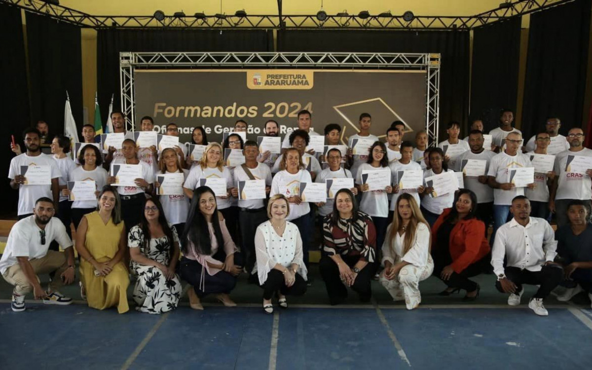 Cerimônia de formatura dos CRAS