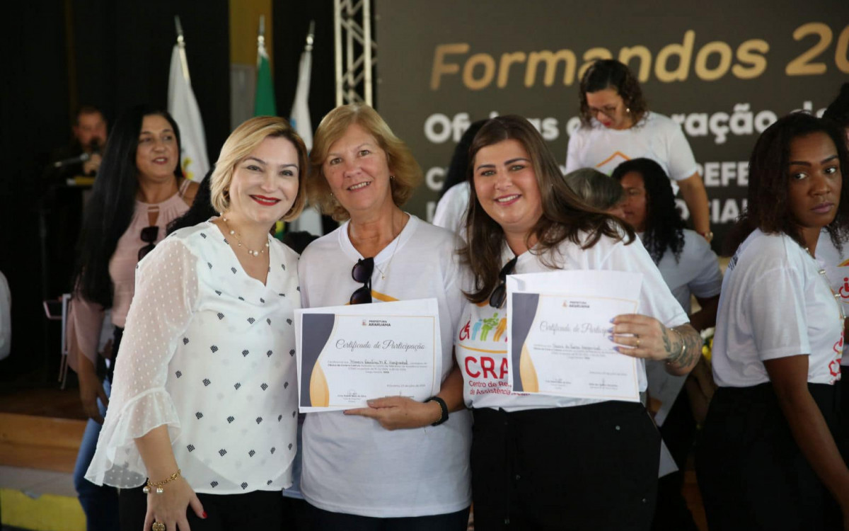 Cerimônia de formatura dos CRAS