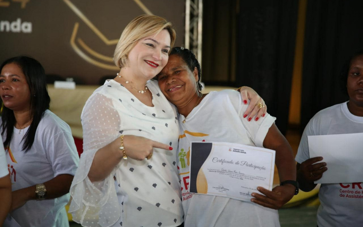 Cerimônia de formatura dos CRAS