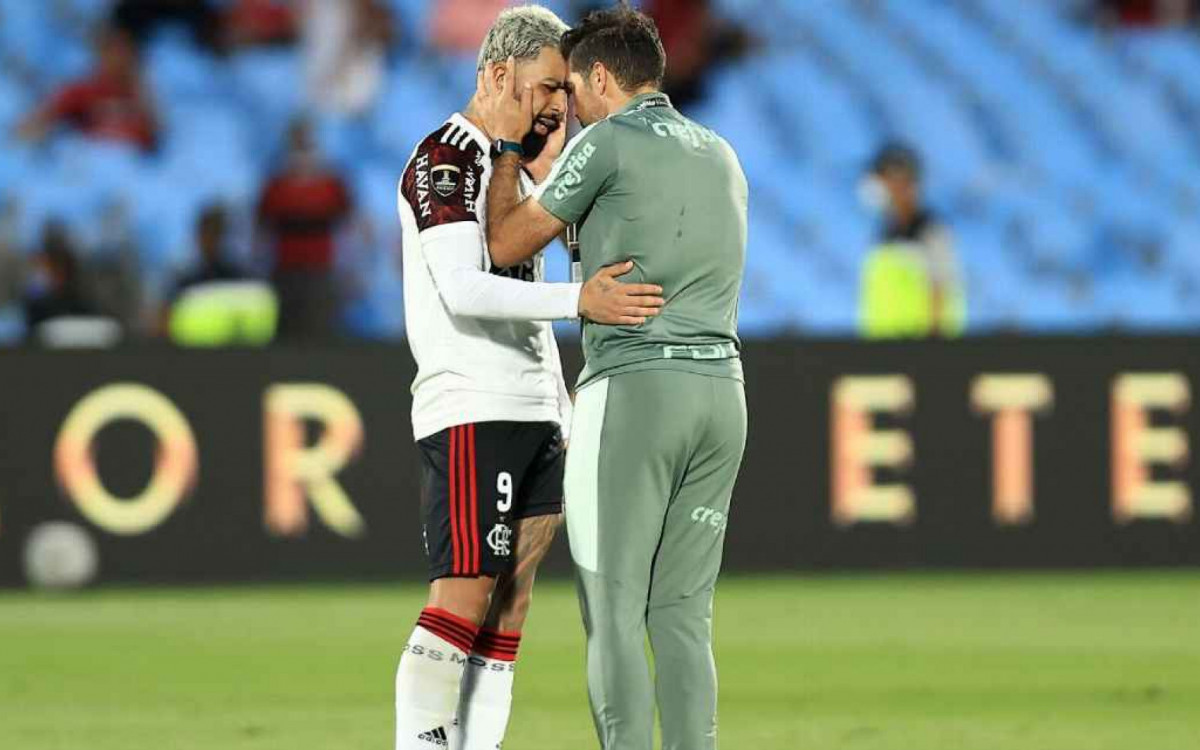 Abel Ferreira consola Gabigol após final da Libertadores