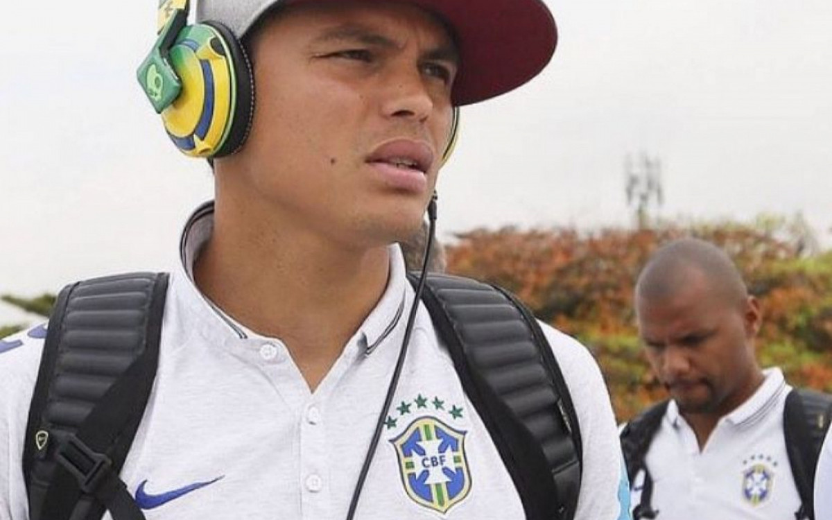 Thiago Silva: \'Apesar de ficar de fora, a dor é a mesma dos meus companheiros. Por mais que não saiam lágrimas dos meus olhos, estou em prantos por dentro. Nem no pior pesadelo poderíamos imaginar uma derrota como essa\', disse ao SporTV.