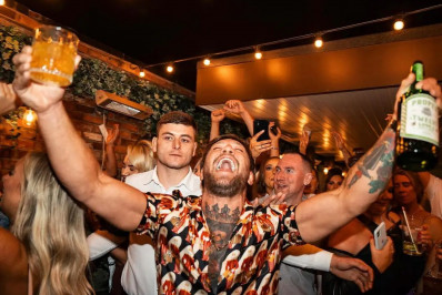 Após cancelamento de luta, McGregor cita planos de voltar ao UFC