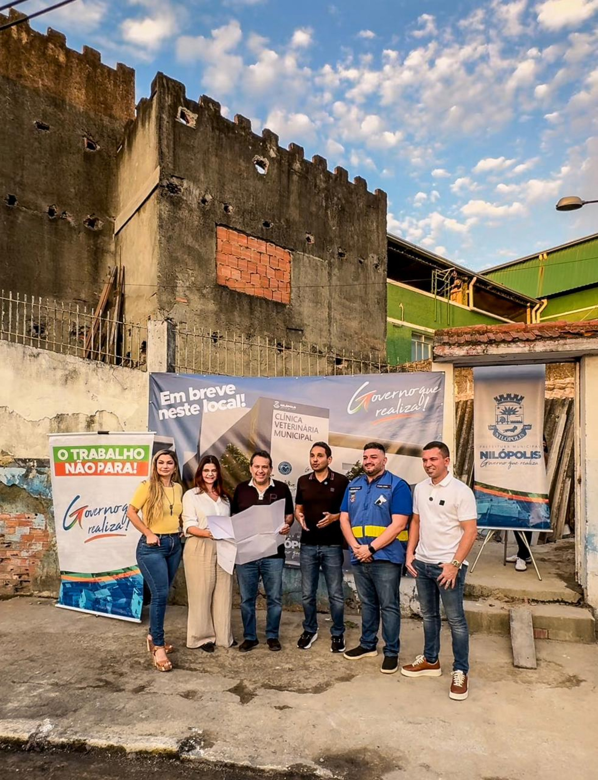 Participaram do evento, além do prefeito Abraãozinho; a vice professora Flávia; o deputado estadual Rafael Nobre; a secretária de Obras Patrícia Abdalla e o vereador Leandro Hungria, - Giulia Nascimento / PMN