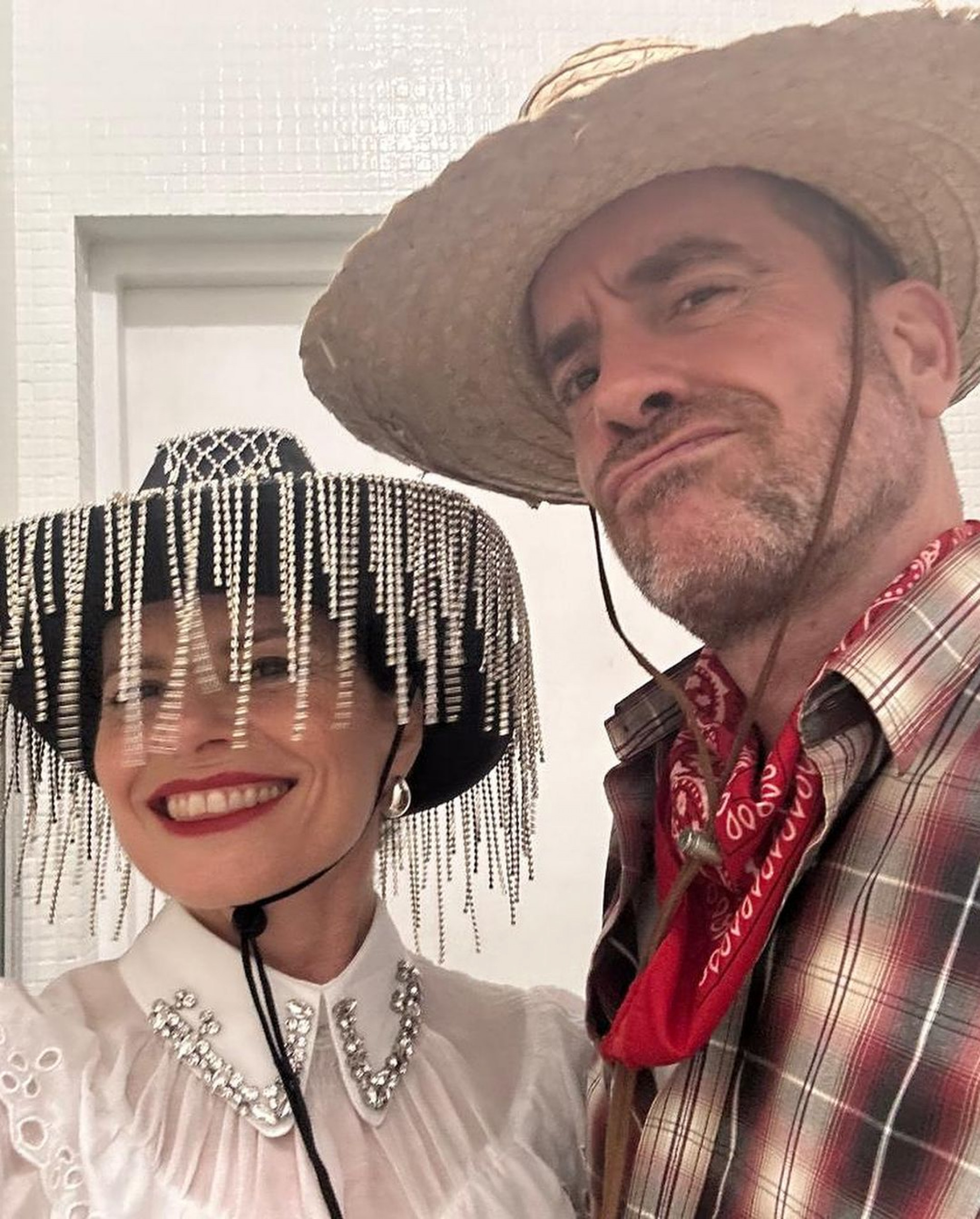 Deborah Bloch posta cliques de festa junina na casa de Preta Gil - Reprodução