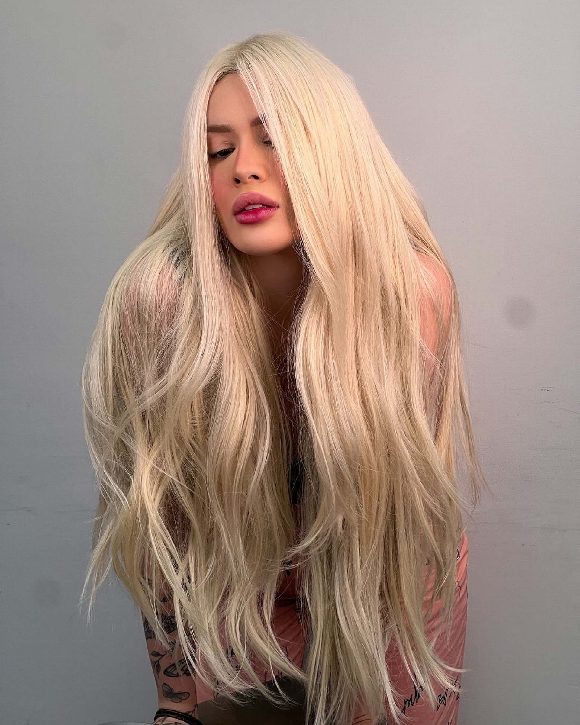 Karoline Lima muda visual - Reprodução