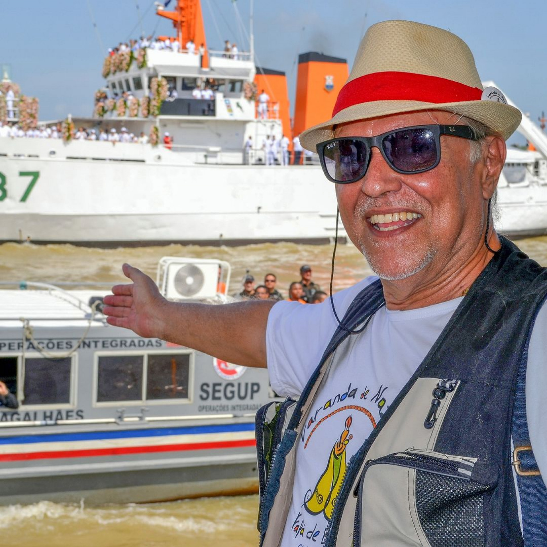 Fafá de Belém vai às lágrimas ao lamentar morte do irmão mais velho - Reprodução