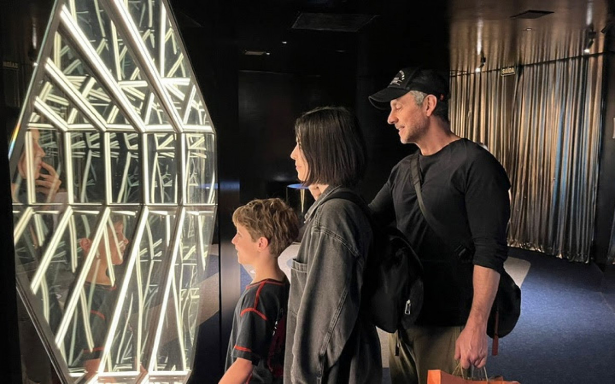 Alexandre Nero, Karen Brusttolin e seus filhos, Noá e Inã - Divulgação