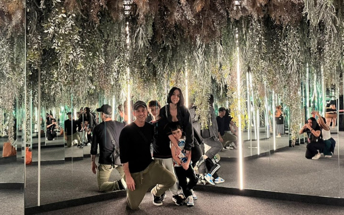 Alexandre Nero, Karen Brusttolin e seus filhos, Noá e Inã - Divulgação