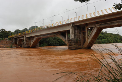 Ponte de Ferro é transformada em novo acesso de veículos e pedestres
