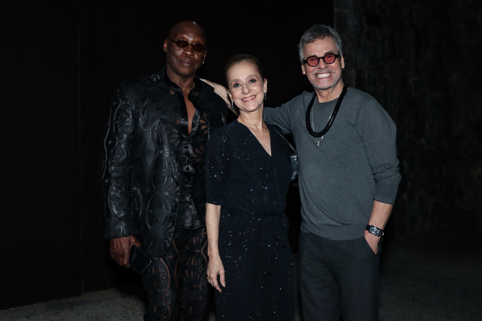 Zebrinha, Ana Botafogo e Carlinhos de Jesus - Victor Chapetta / Agnews