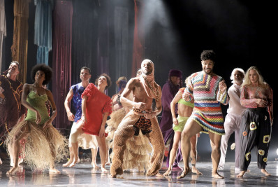 Cia de Ballet Dalal Achcar se apresenta no Theatro Municipal