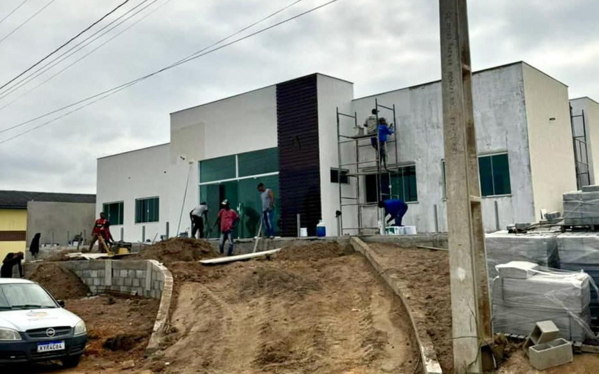 Obras da nova Policlínica Municipal do bairro Jardim Califórnia