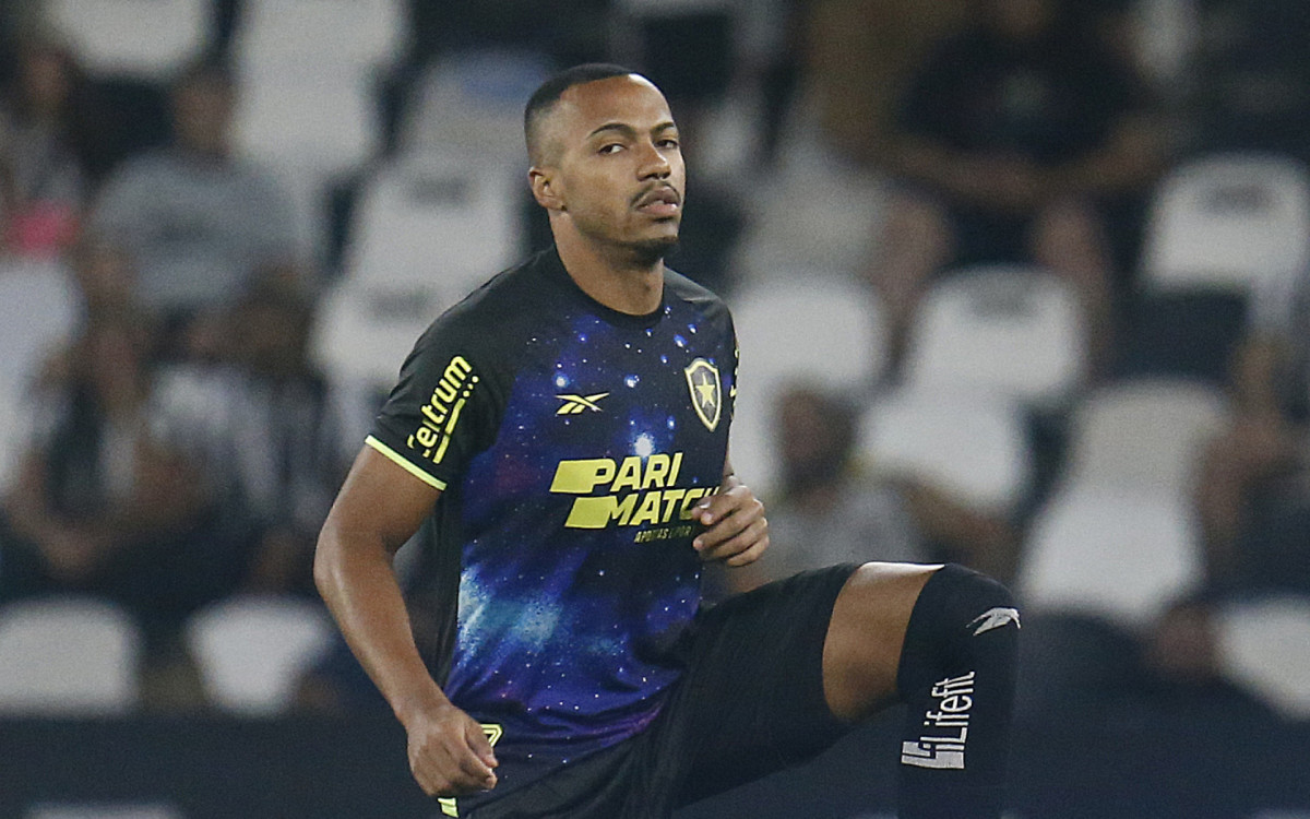   Botafogo x Atletico MG pelo Campeonato Brasileiro no Estadio Niltos Santos. 07 de Julho de 2024, Rio de Janeiro, RJ, Brasil. Foto: Vitor Silva/Botafogo. 
Imagem protegida pela Lei do Direito Autoral Nº 9.610, DE 19 DE FEVEREIRO DE 1998. Sendo proibido qualquer uso comercial, remunerado e manipulacao/alteracao da obra.
