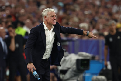 Deschamps tem trabalho questionado após queda da França na semifinal da Eurocopa