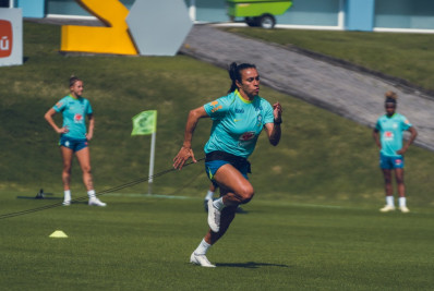 Marta analisa trabalho de Arthur Elias e diz: 'A gente está assimilando muito bem'