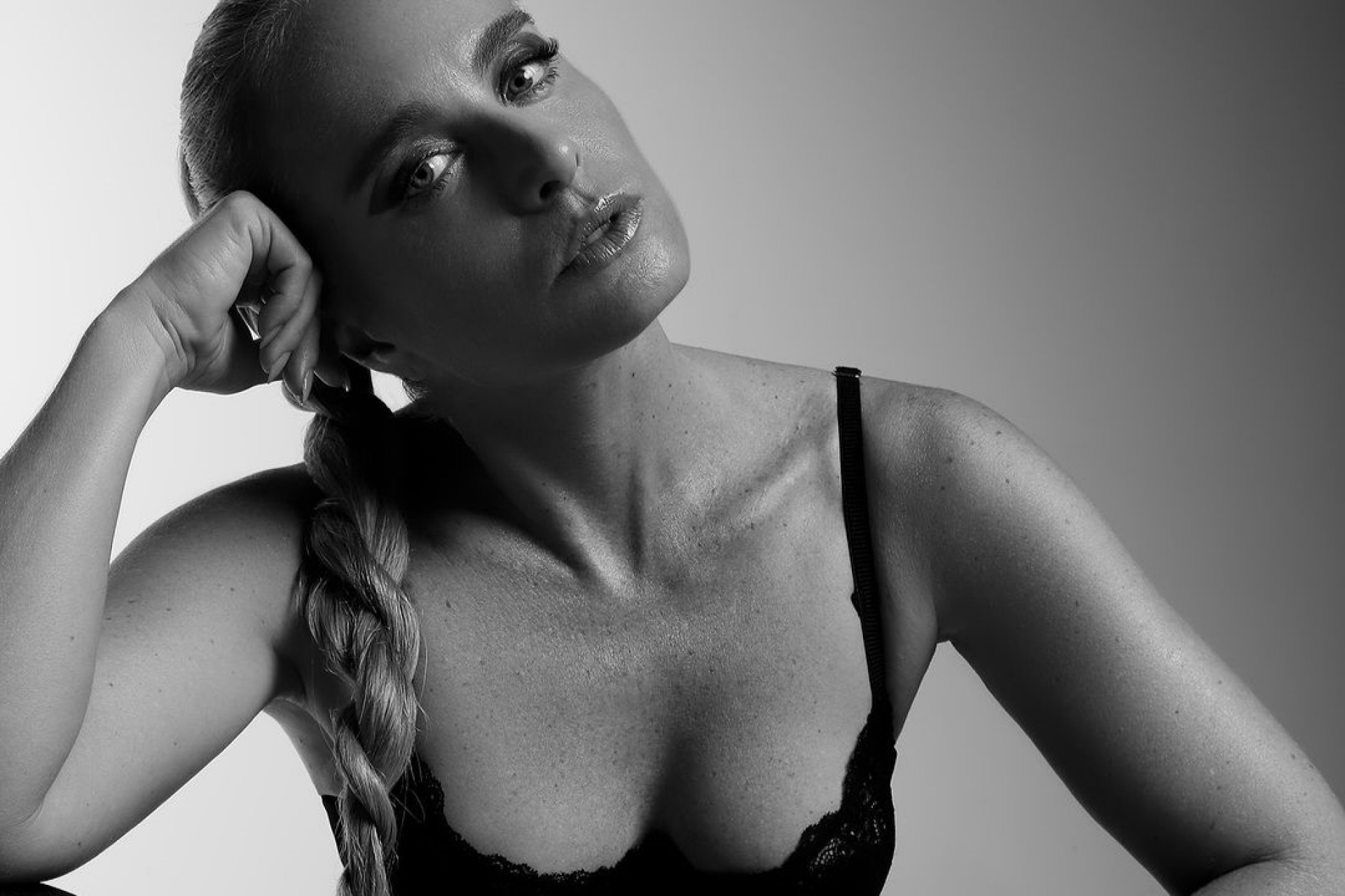 Angélica surge sexy em cliques de lingerie - Reprodução / Instagram