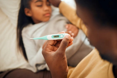 Dormir com cabelo molhado dá gripe? Vitamina C evita a doença? Veja mitos e verdades