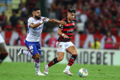 Flamengo perde para o Fortaleza no Maracanã e deixa liderança do Brasileirão escapar