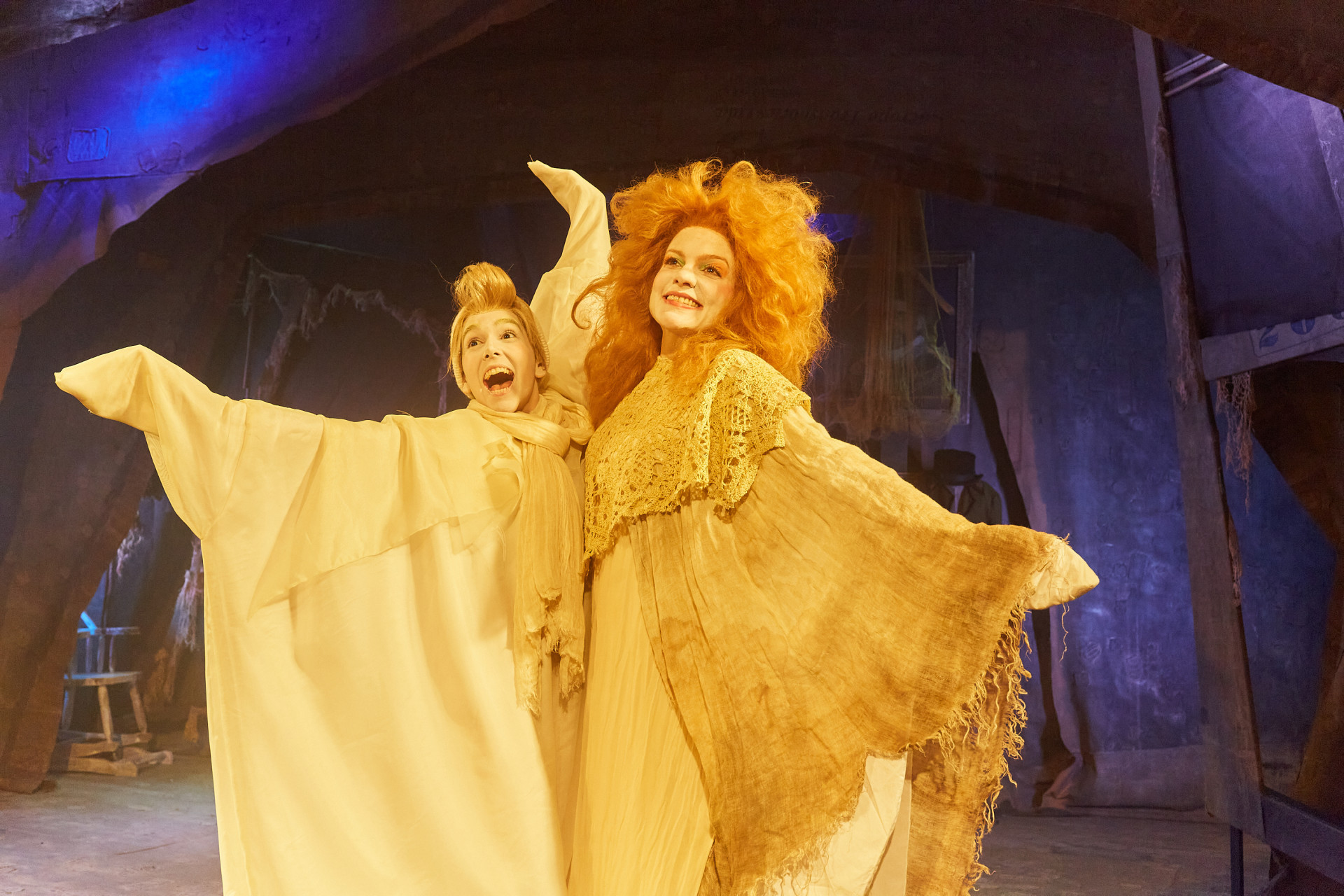 Beatriz Linhales e Maria Eduarda de Carvalho estrelam a pe&ccedil;a 'Pluft, o Fantasminha'
 - Chico Cerchiaro / Divulga&ccedil;&atilde;o