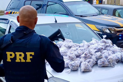 PRF apreende 15 Kg de cocaína em Casimiro de Abreu