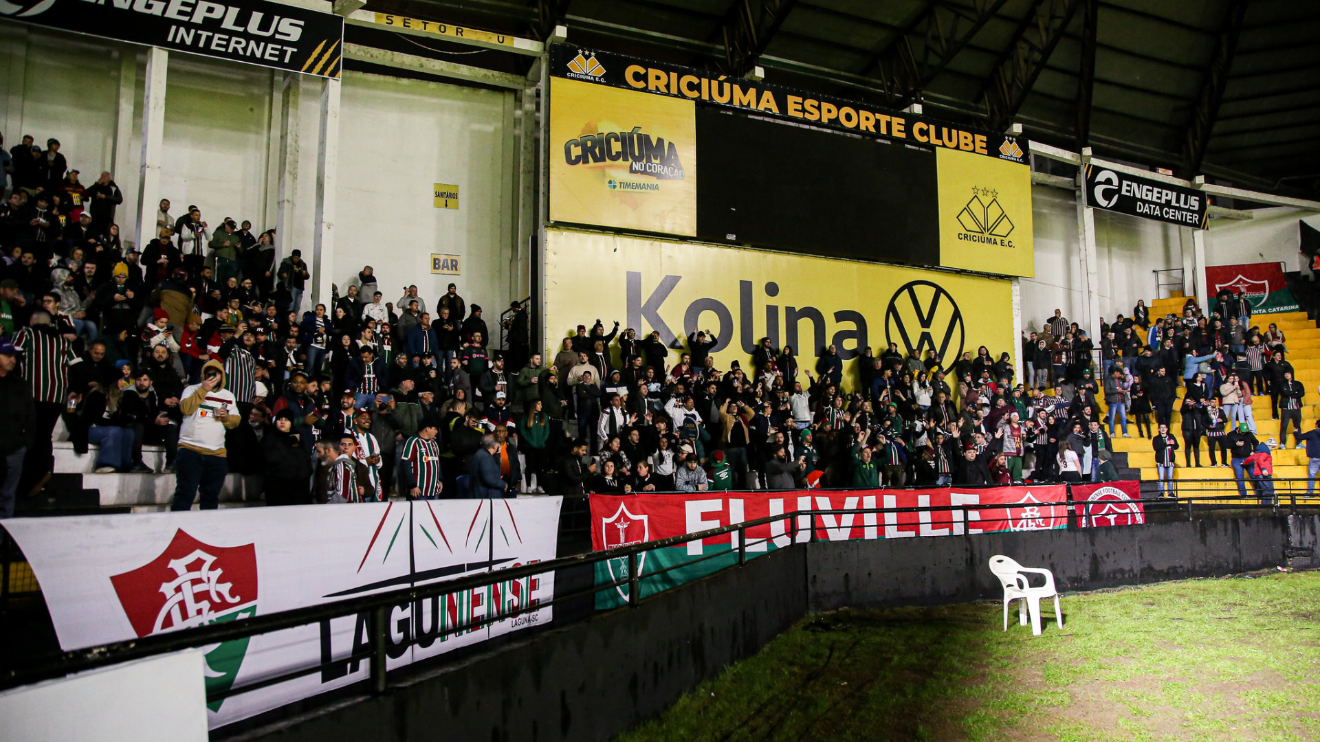 Torcida do Fluminense no Estádio Heriberto Hülse - Marcelo Gonçalves/Fluminense