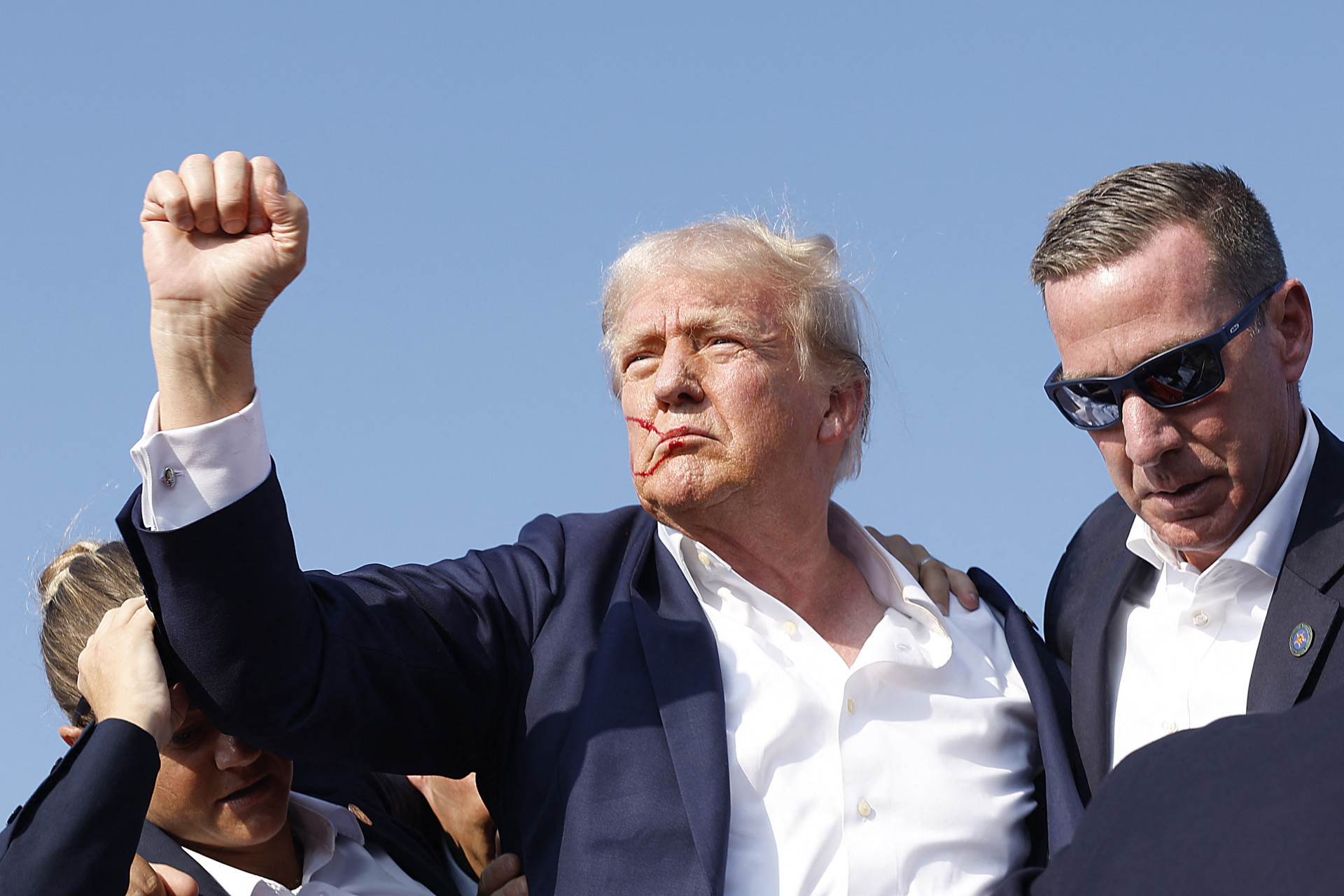 Comício de Trump é interrompido após sons de tiros, na Pensilvânia - AFP