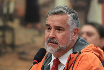 Auxílio Reconstrução: governo suspeita de 300 mil fraudes em pedidos