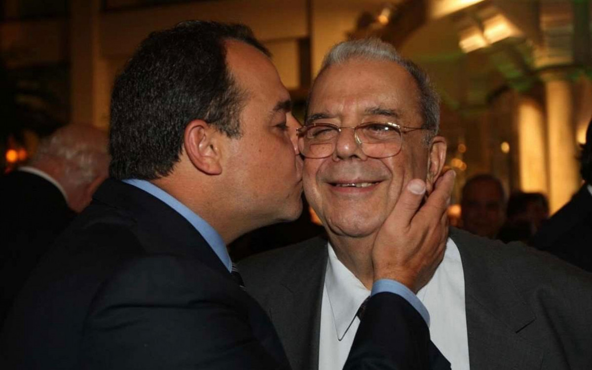 Informação da morte foi confirmada pela família na manhã de ontem. Sérgio Cabral estava internado na Unidade de Terapia Intensiva (UTI) da Clínica São Vicente, na Gávea