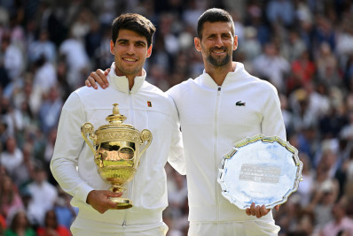 Tênis: Alcaraz vence Djokovic e conquista bi de Wimbledon