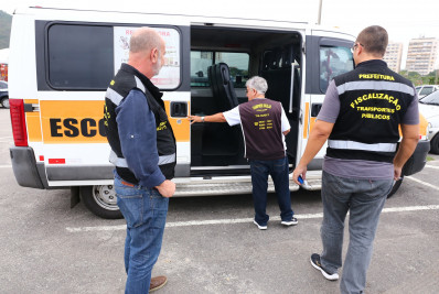 Vans escolares de Niterói tem até o dia 31 para realizar vistoria
