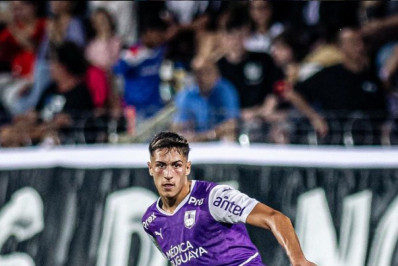 Fluminense define volante uruguaio como substituto de André