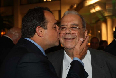 Autoridades e artistas lamentam morte do jornalista Sérgio Cabral