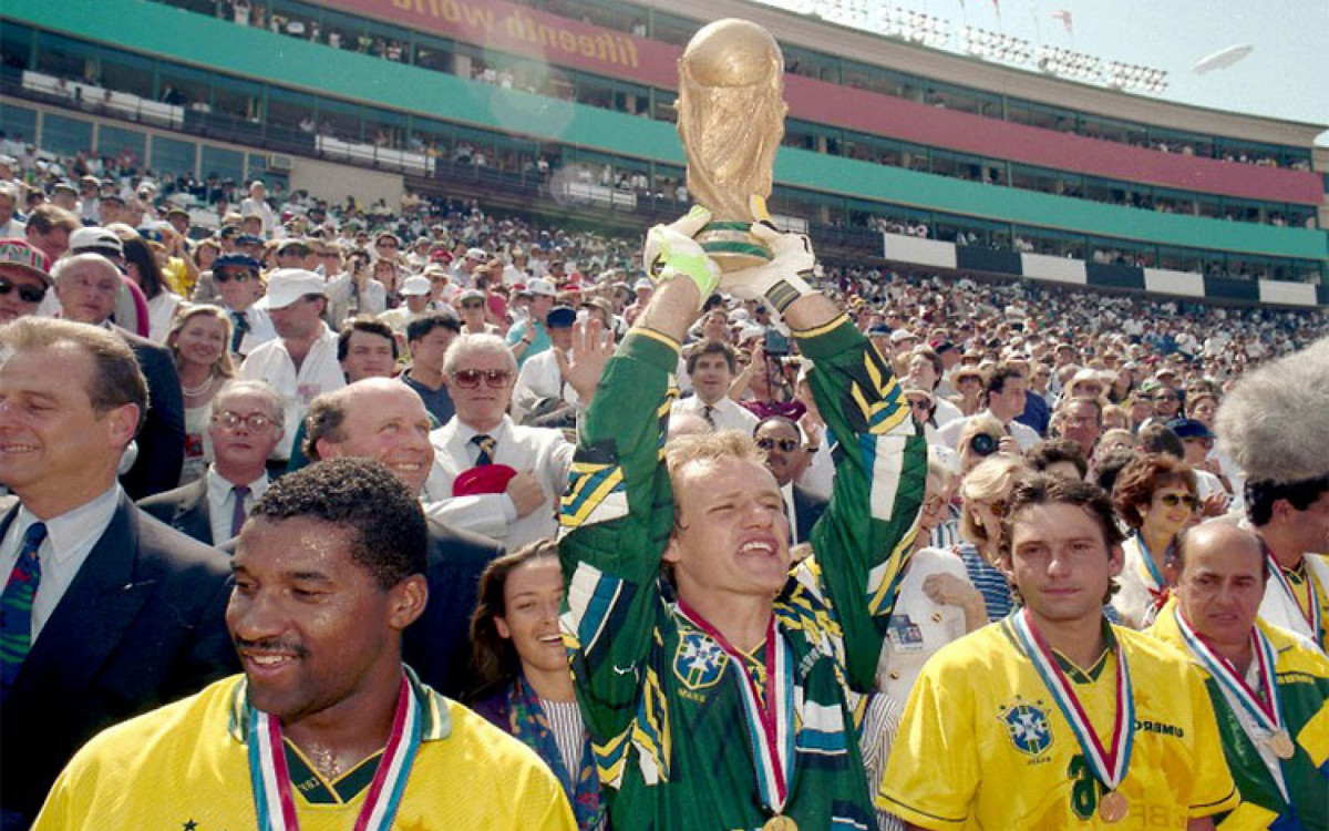 Taffarel foi um dos her&oacute;is do Brasil na Copa do Mundo de 1994