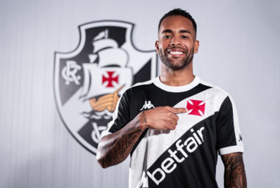 Vasco oficializa o retorno de Alex Teixeira