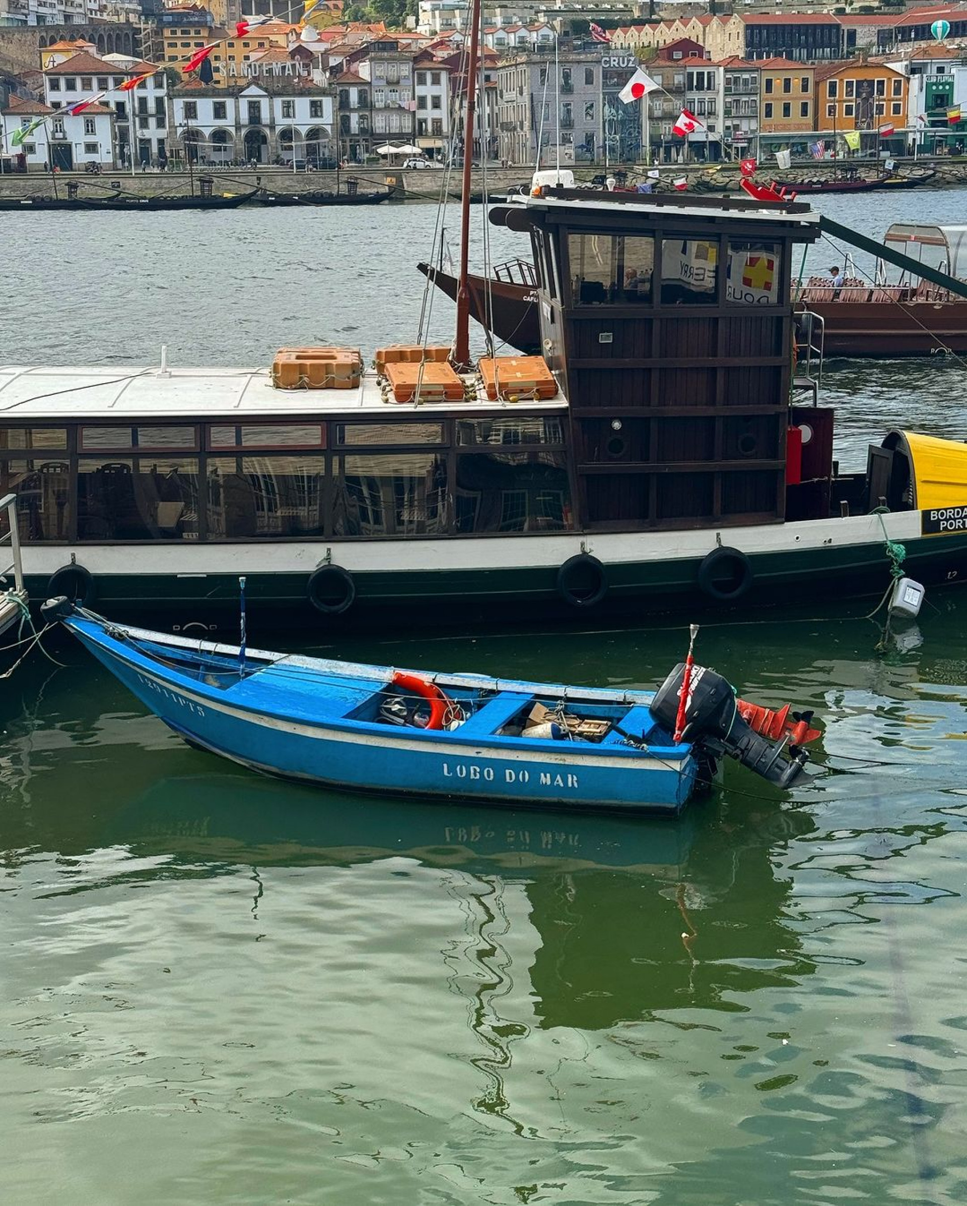 Nicolas Prattes publica registros em Portugal e avisa: 'Gravando sua próxima novela das nove' - Reprodução