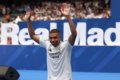 Apresentação de Mbappé no Real Madrid bate recorde de público