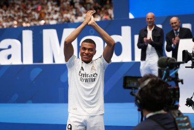 No Real Madrid, Mbappé prepara processo de R$ 480 milhões contra PSG